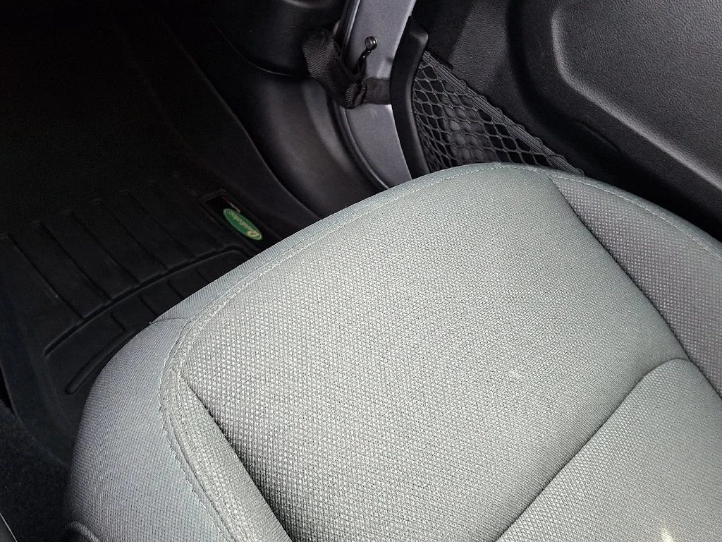 Used 2019 Silver Jeep Unlimited Sport S image 27