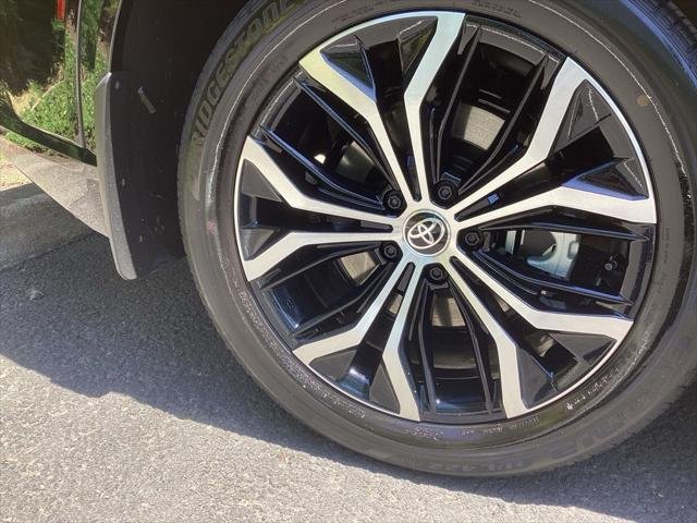 Certified Used 2025 BLACK Toyota  image 6