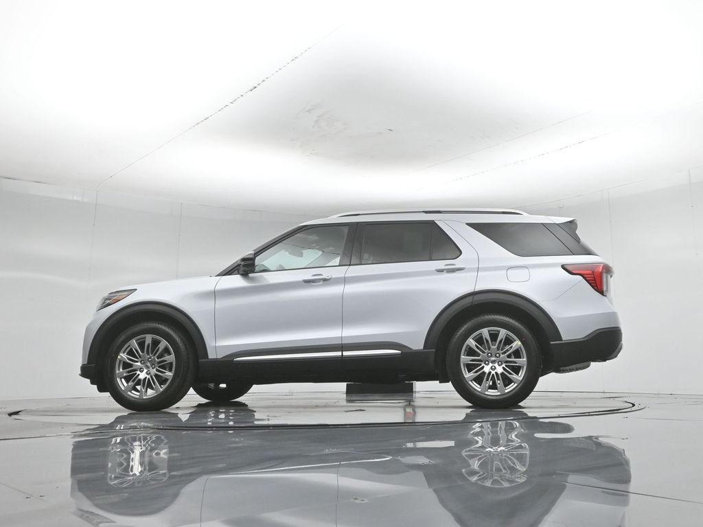 New 2026 Star White Metallic Tri-Coat Ford Platinum image 55