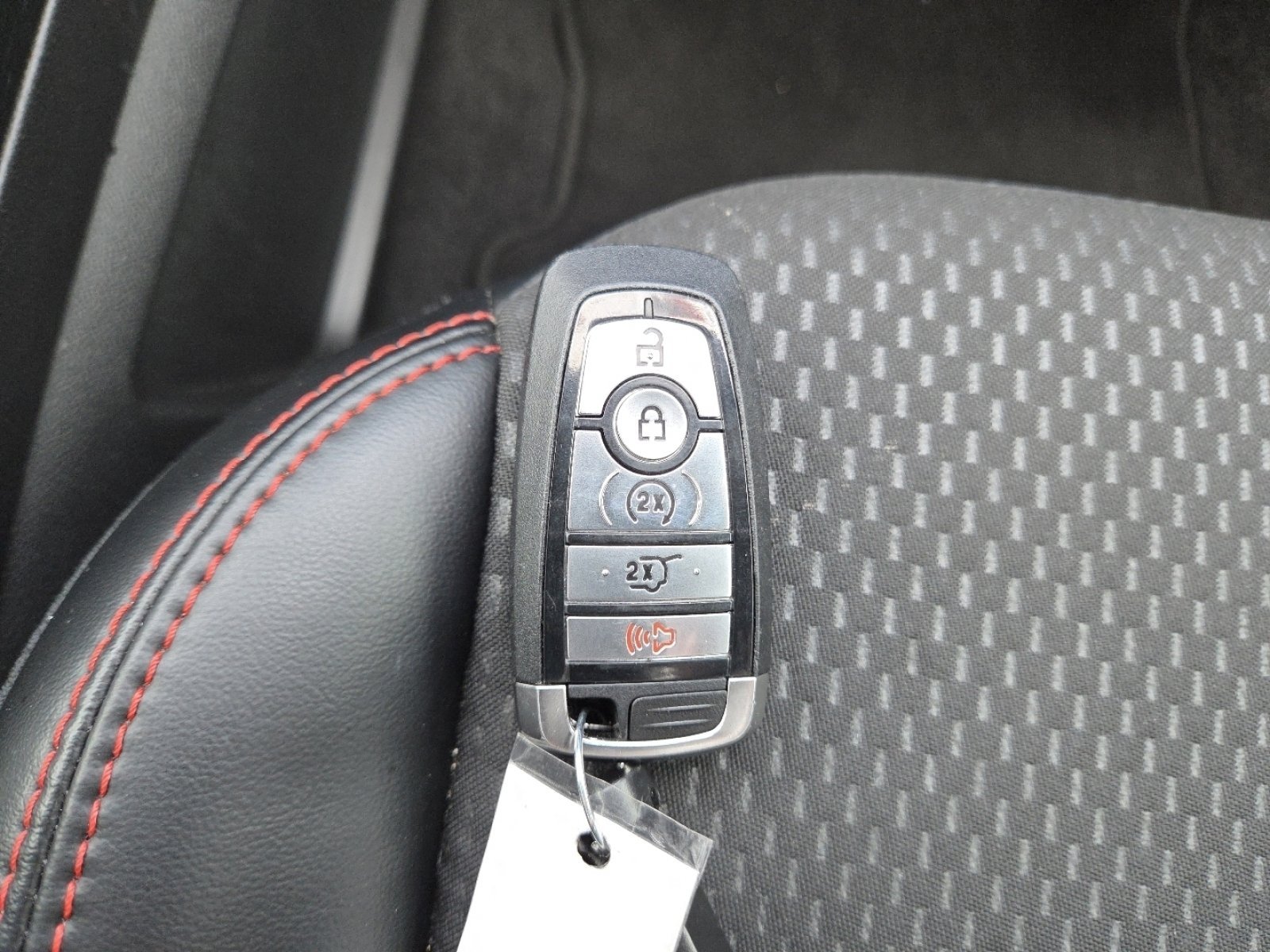 2024 Ford Escape ST-Line - Photo 35