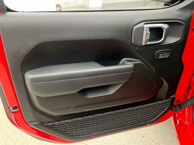 Used 2025 Red Jeep Sport image 20