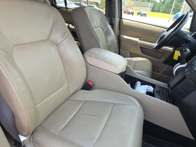 Used 2011 Gold Honda EX-L image 13