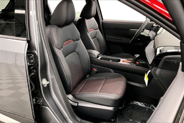 New 2026 Gun Metallic/Scarlet Ember Tintcoat Nissan SR image 37