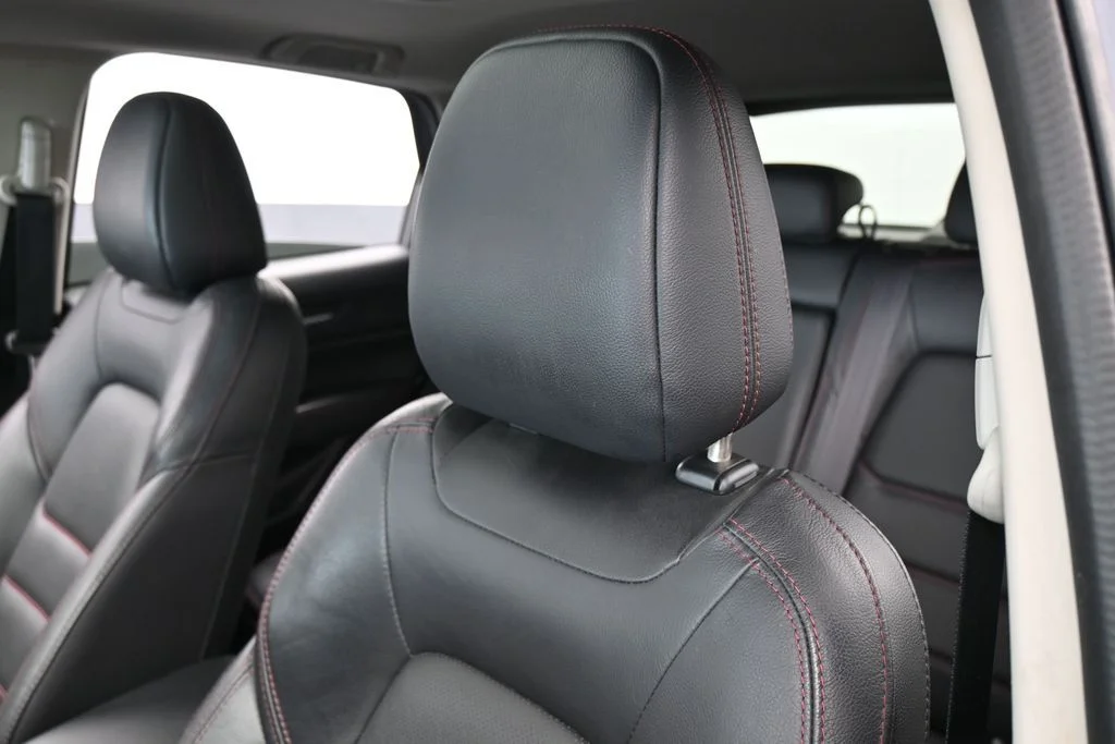 Used 2021 Polymetal Gray Mazda Carbon Edition image 17