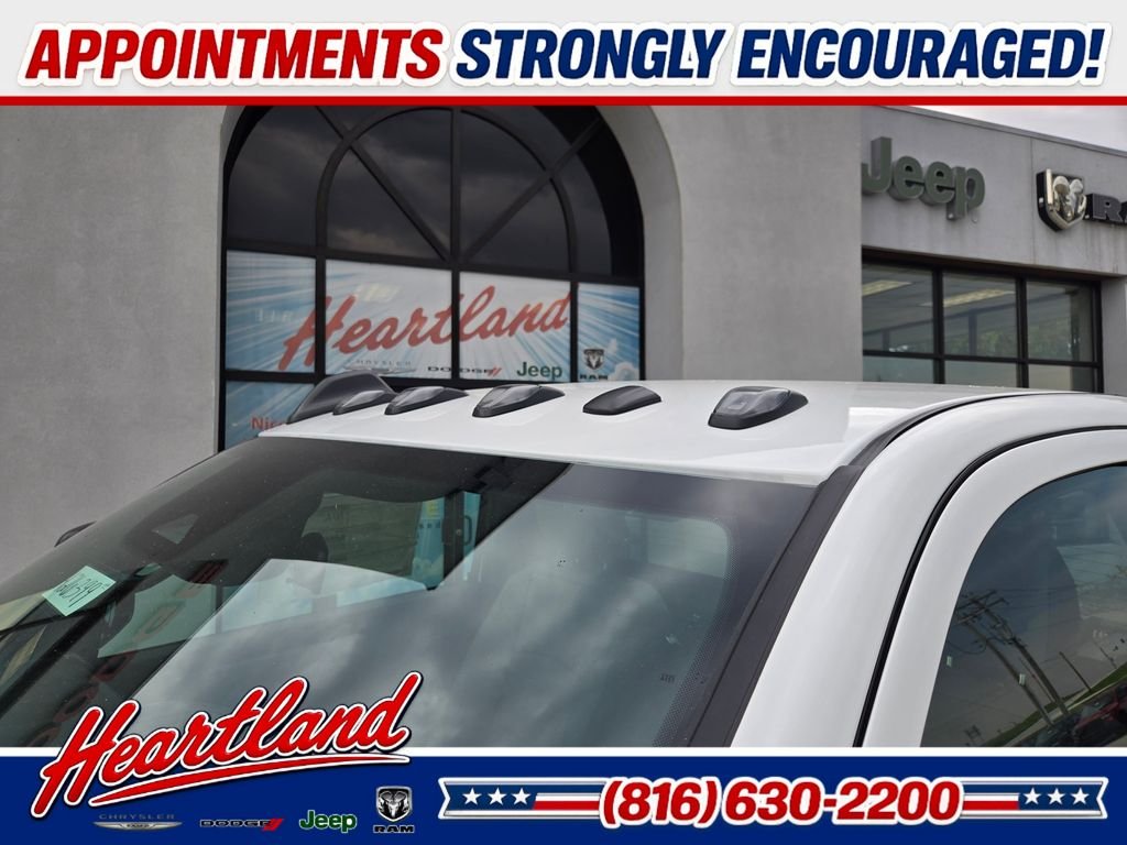 New 2026 Bright White Clearcoat RAM Tradesman image 20