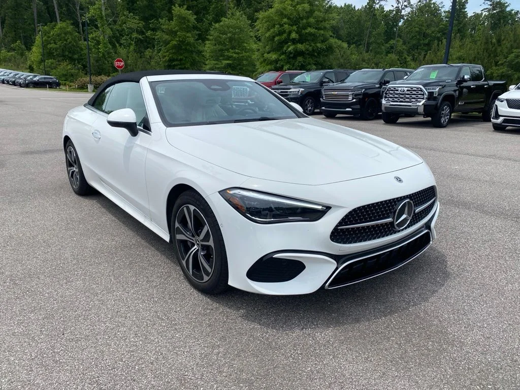 2025 Mercedes-Benz CLE CLE 300 4Matic Cabriolet's photo