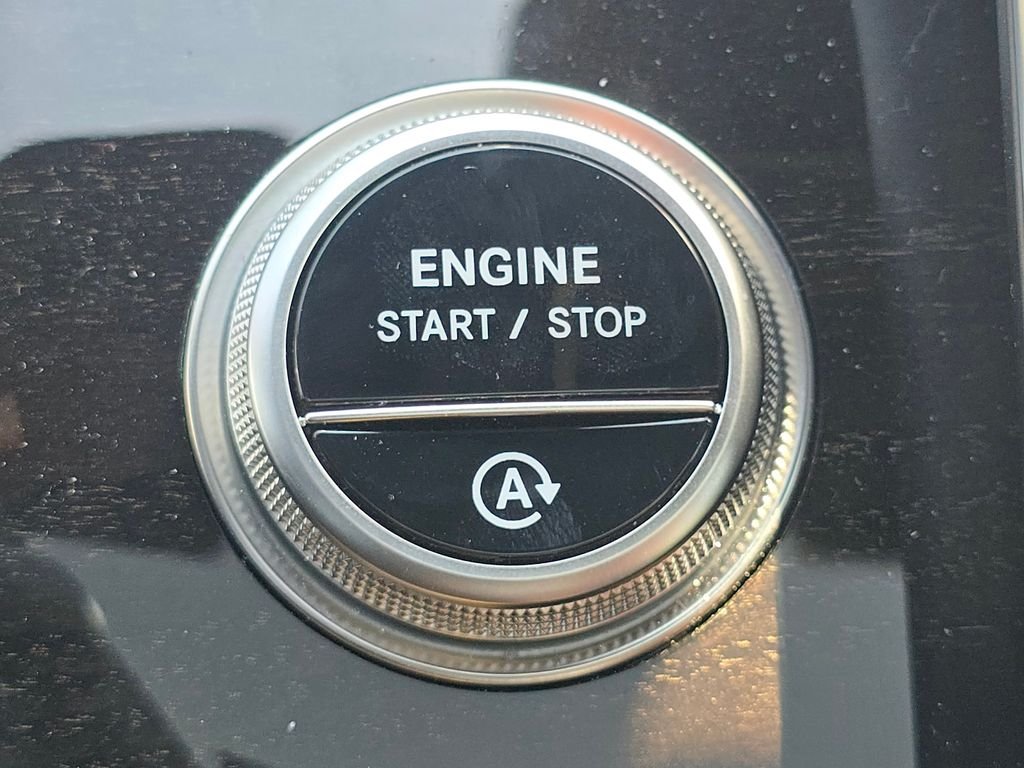 Certified Used 2026 Cirrus Silver Metallic Mercedes-Benz GLC 300 image 38