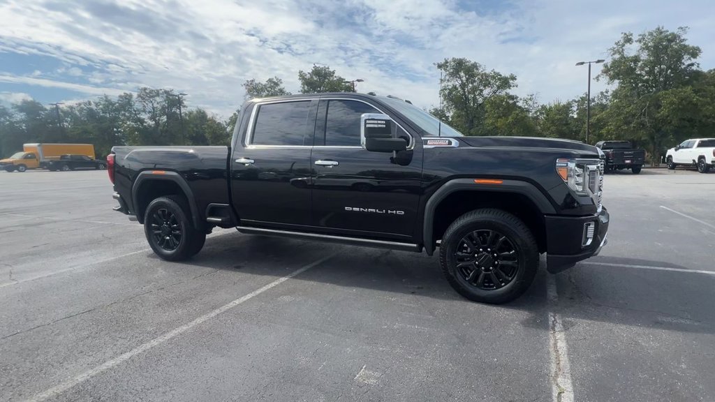 2023 Gmc Sierra HD Denali photo 2