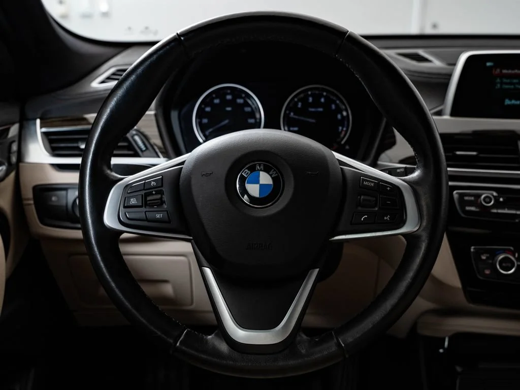 Used 2018 Mineral Gray Metallic BMW xDrive28i image 41
