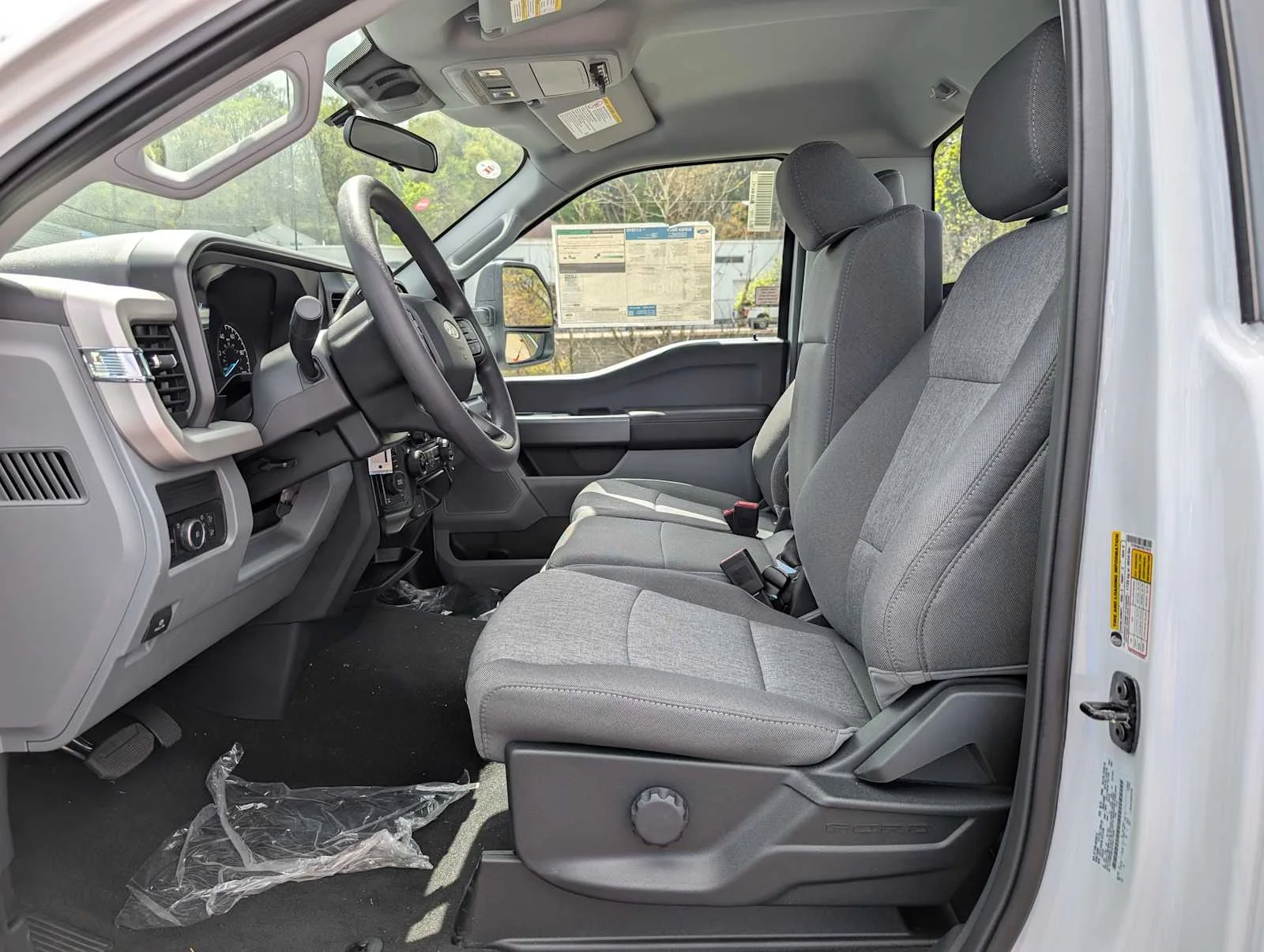 New 2026 Oxford White Ford F-250® XL image 12