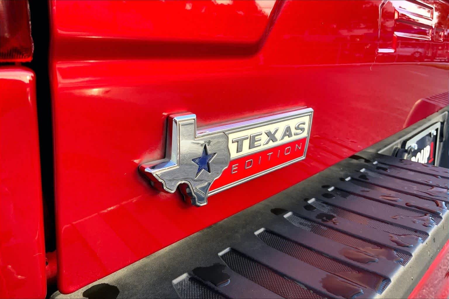 Used 2020 Rapid Red Metallic Tinted Clearcoat Ford XLT image 10