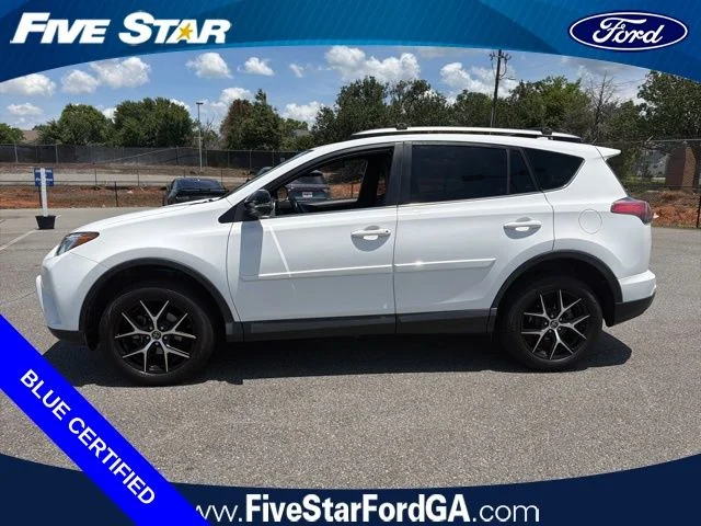 Used 2018 White Toyota SE image 5