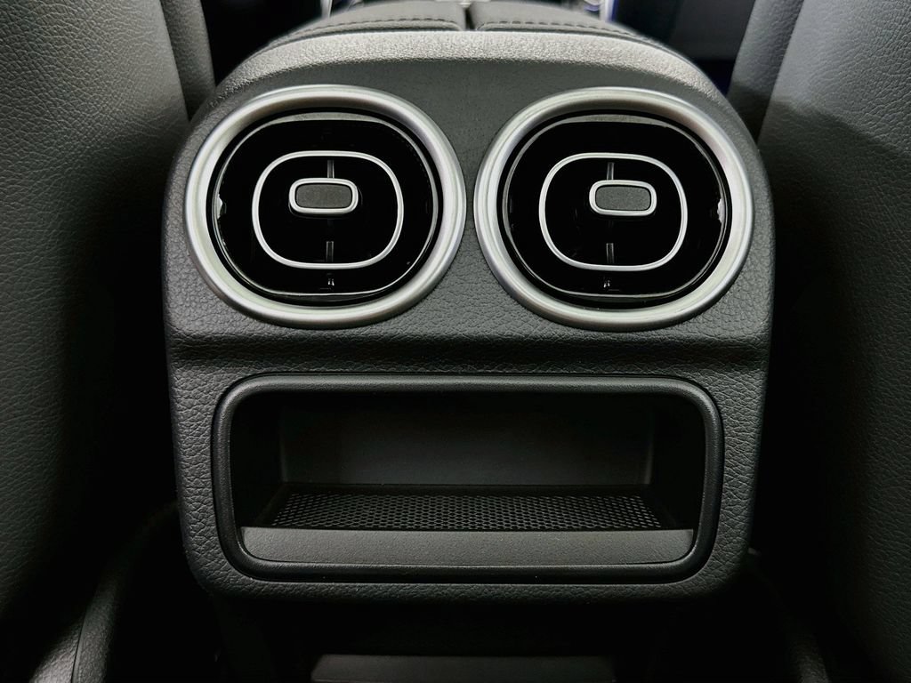 New 2026 MANUFAKTUR Alpine Grey Mercedes-Benz C 300 image 58