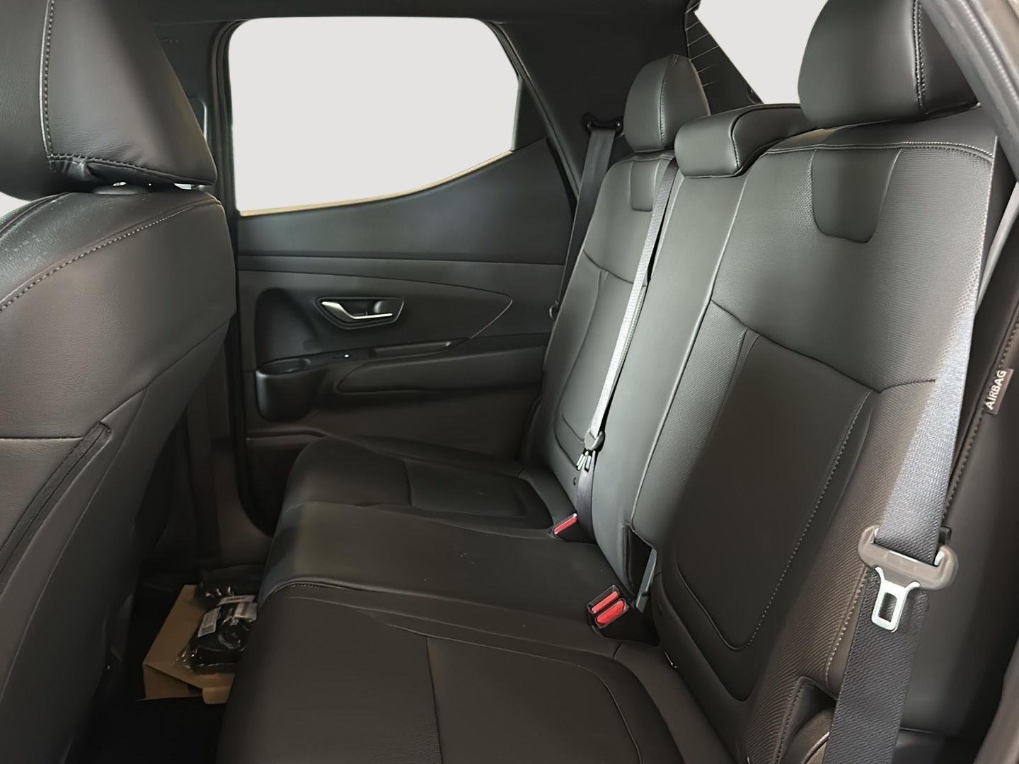 New 2026 Hampton Gray Hyundai SEL AWD image 16