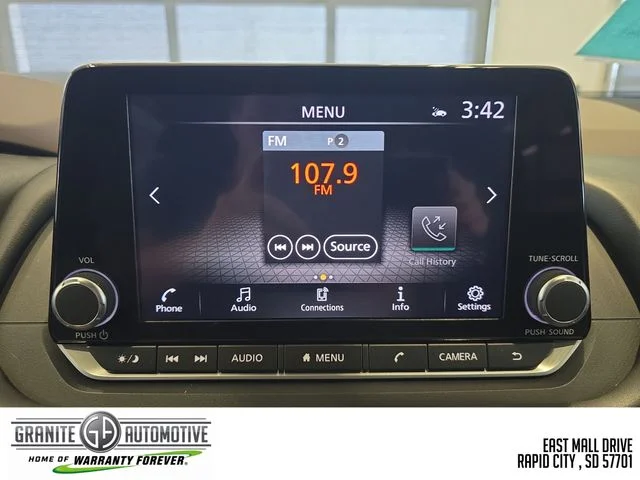 2023 Nissan Rogue SV - Photo 19