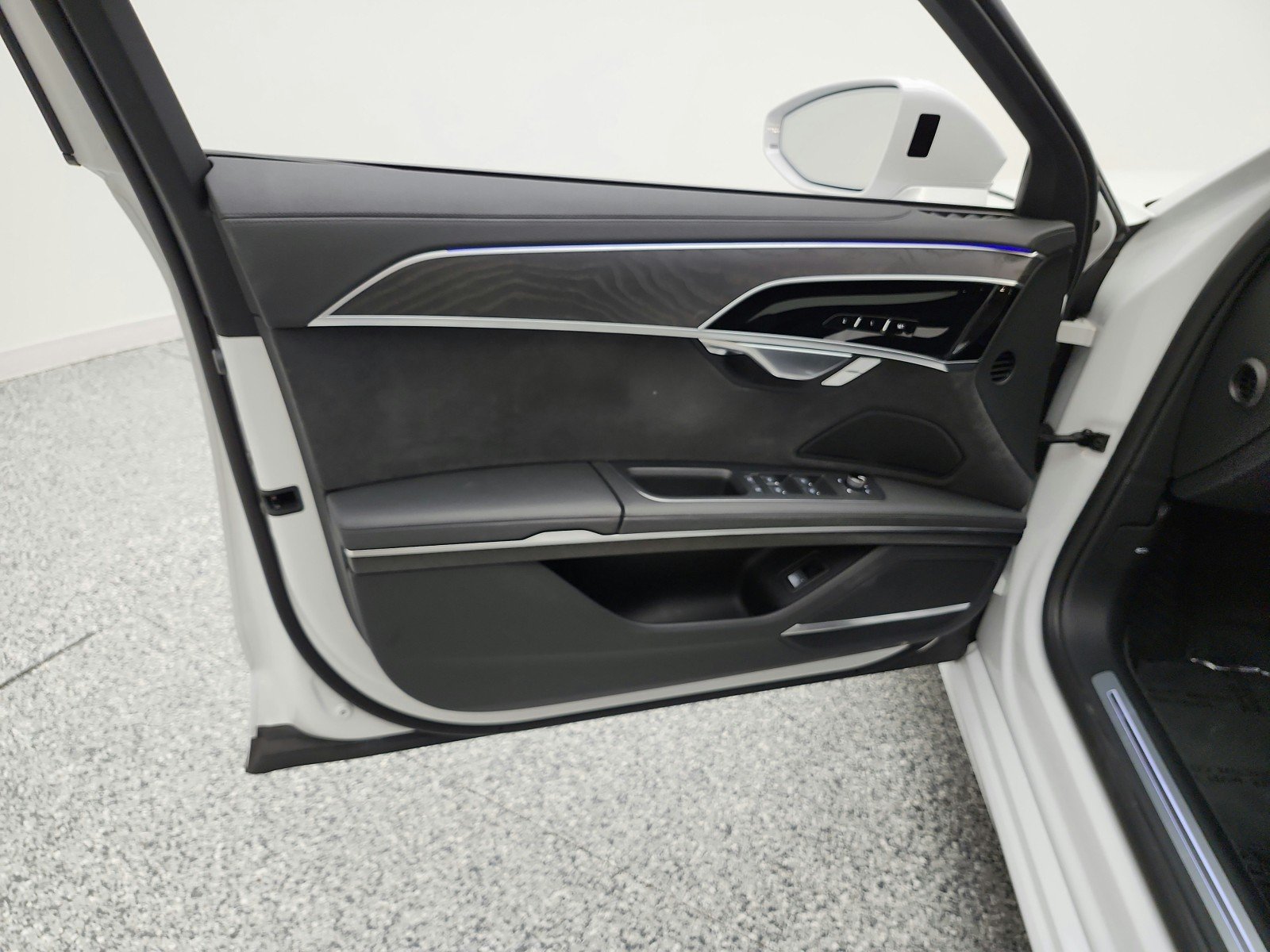 Used 2023 Glacier White Metallic Audi  image 15