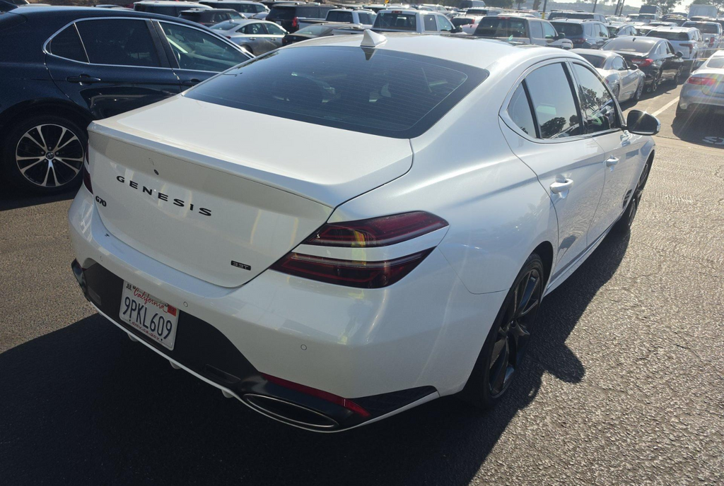 Certified Used 2022 White Genesis 3.3T image 4
