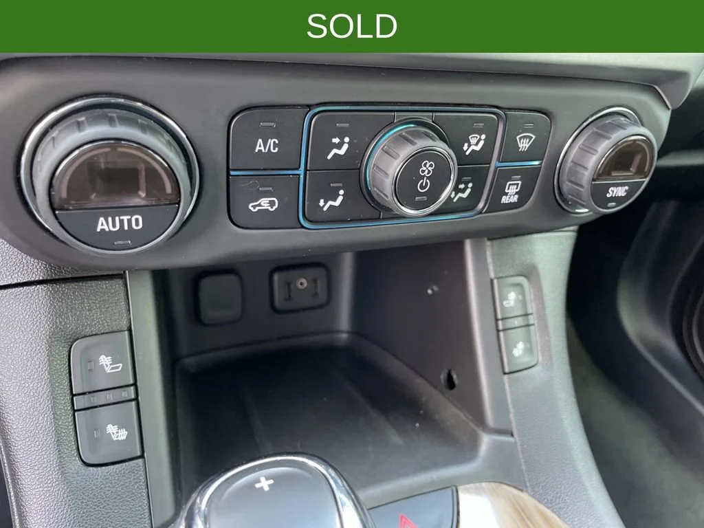 Used 2019 QUICKSILVER METALLIC GMC SLE image 25
