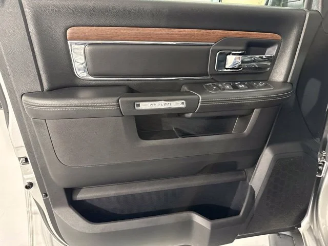 Used 2017 Silver Ram Laramie image 15
