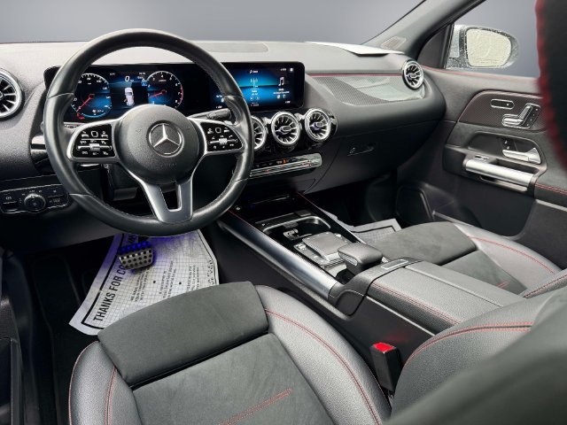 Used 2023 Silver Mercedes-Benz GLA 250 image 11