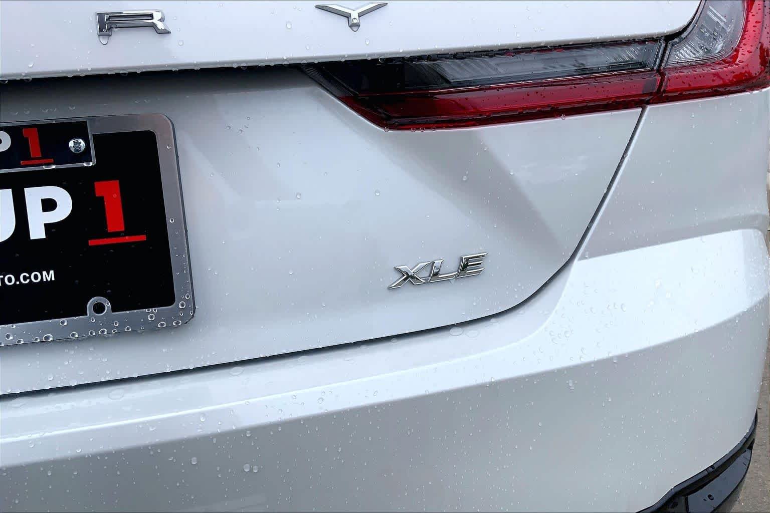 2026 Toyota Camry XLE - Photo 10