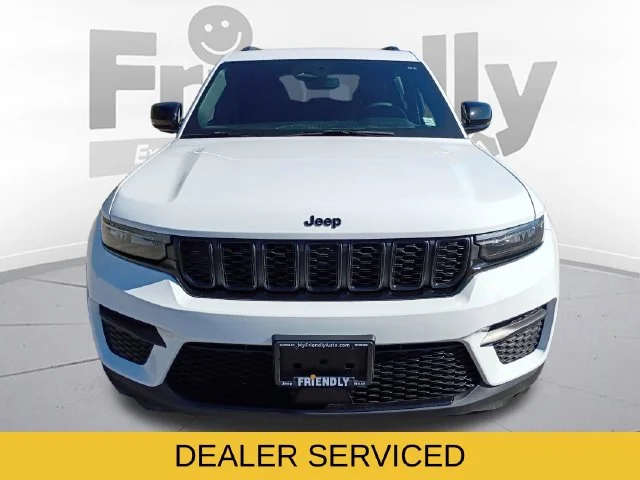 Used 2024 White Jeep Altitude image 2