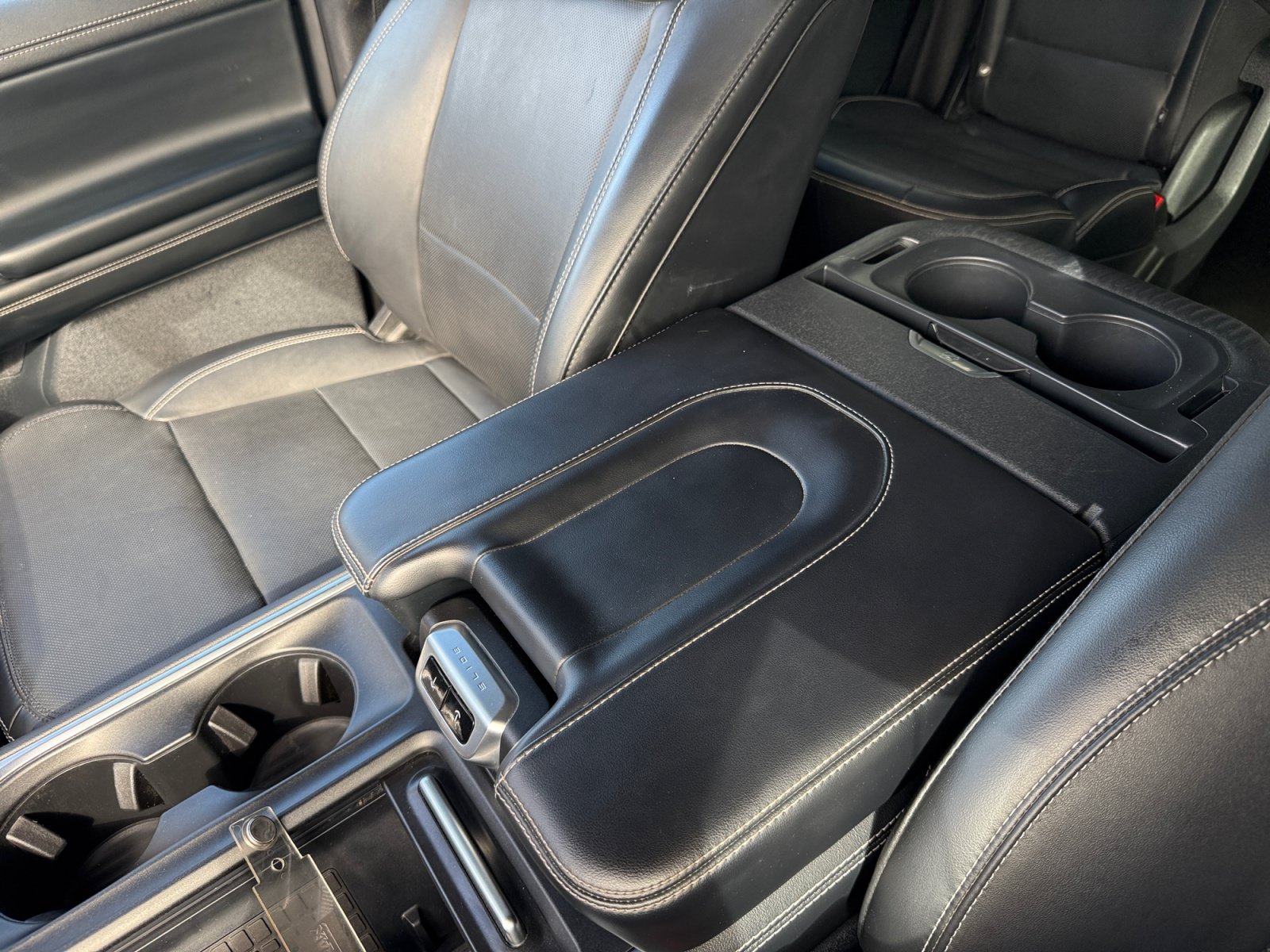 Certified Used 2025 Oxford White Ford Platinum image 14