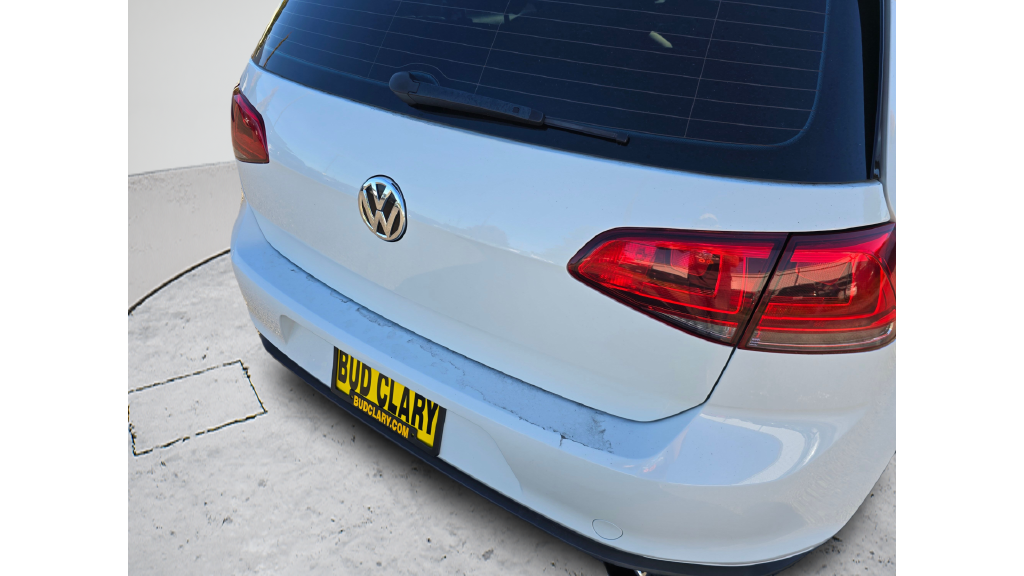 Used 2017  Volkswagen Sport image 64