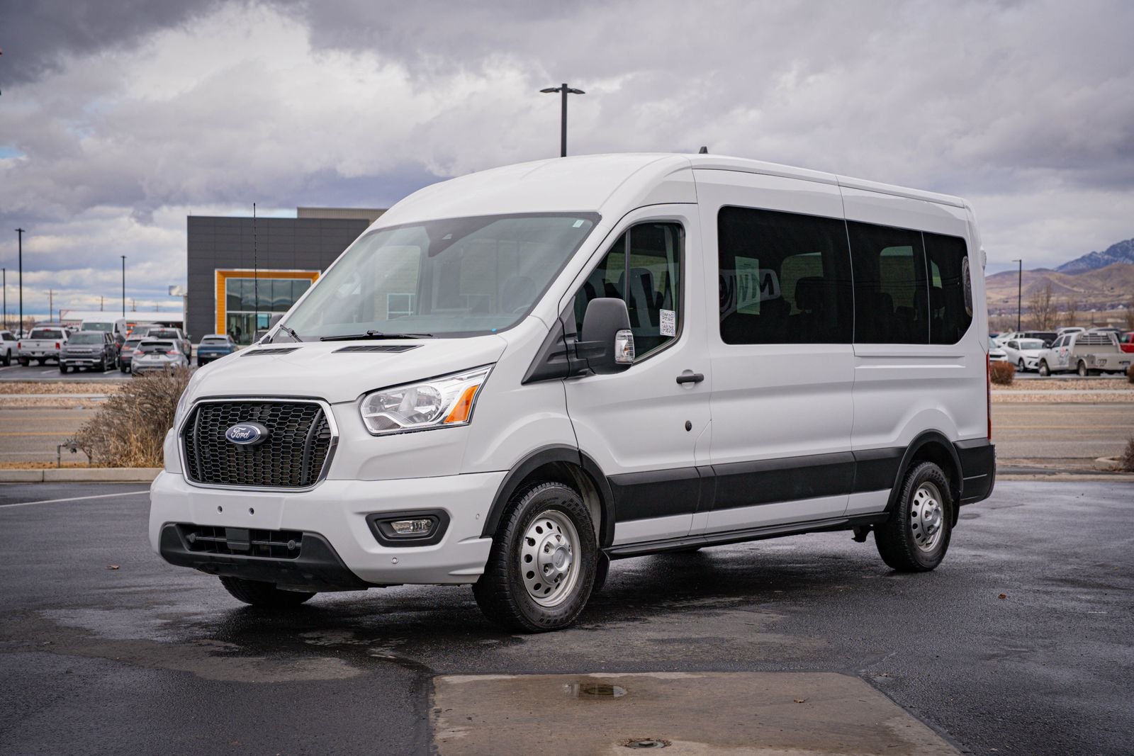 Used 2022  Ford  image 10