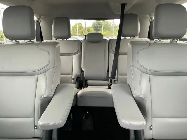 New 2026 Stone Blue Metallic Ford MAX Active image 48
