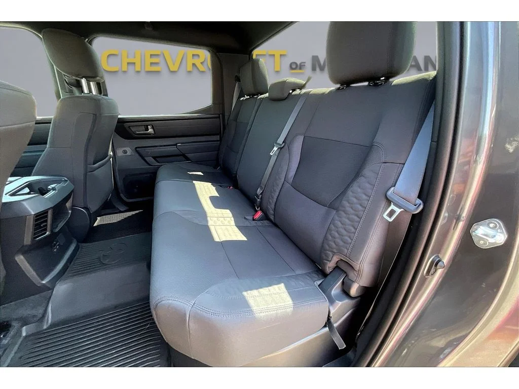 Used 2026  Toyota SR image 19