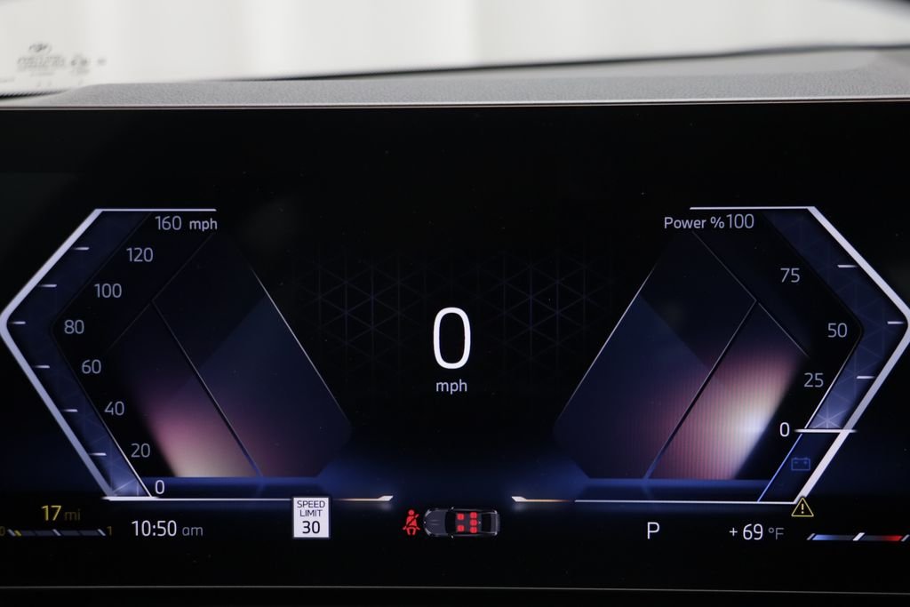 New 2026 Skyscraper Grey Metallic BMW 330i xDrive image 8