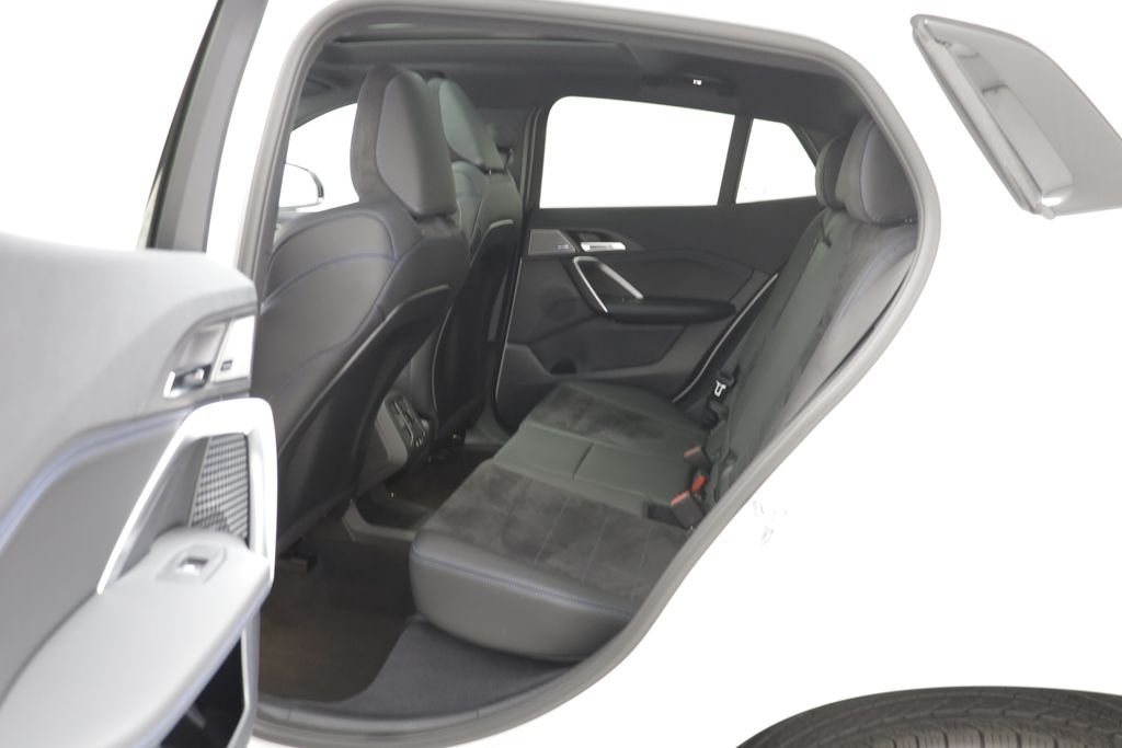 New 2026 Alpine White BMW xDrive28i image 14