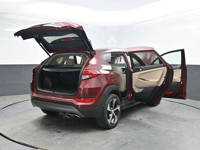 Used 2016 Red Hyundai Sport image 50
