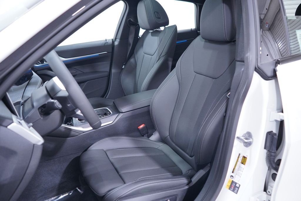 New 2026 Alpine White BMW eDrive40 image 7