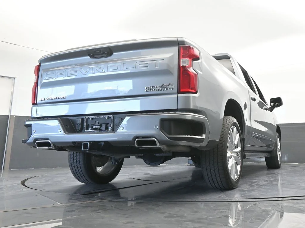Used 2024 Sterling Gray Metallic Chevrolet High Country image 73
