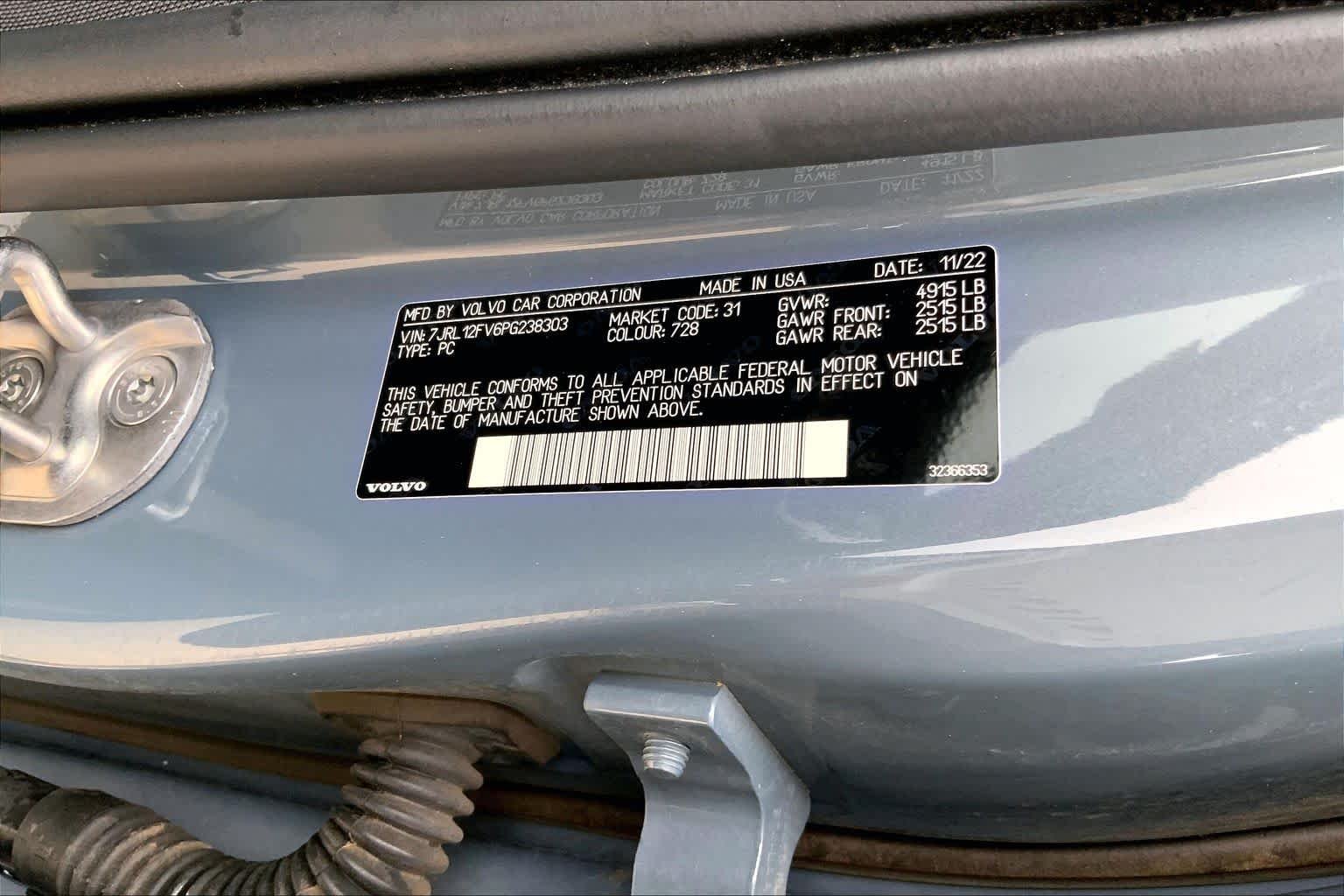 Used 2023 Thunder Grey Metallic Volvo Core Dark Theme image 34