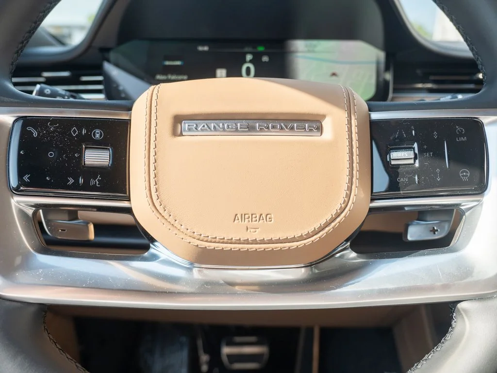New 2026 Fuji White Land Rover SE image 14