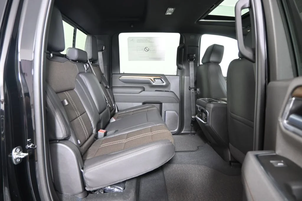2026 Chevrolet Silverado 2500 HD High Country - Photo 16