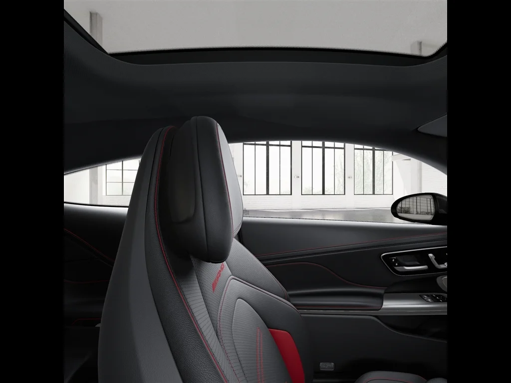 New 2026 MANUFAKTUR Moonlight White Metallic Mercedes-Benz AMG® CLE 53 4MATIC+ Coupe image 43