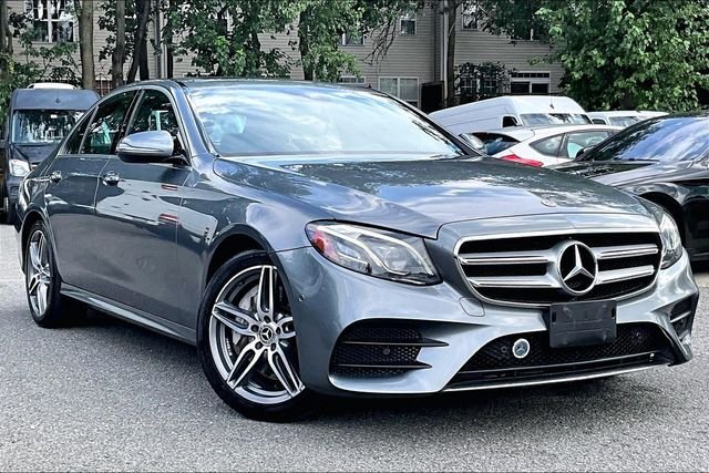 Used 2017 Gray Mercedes-Benz E 300 image 1