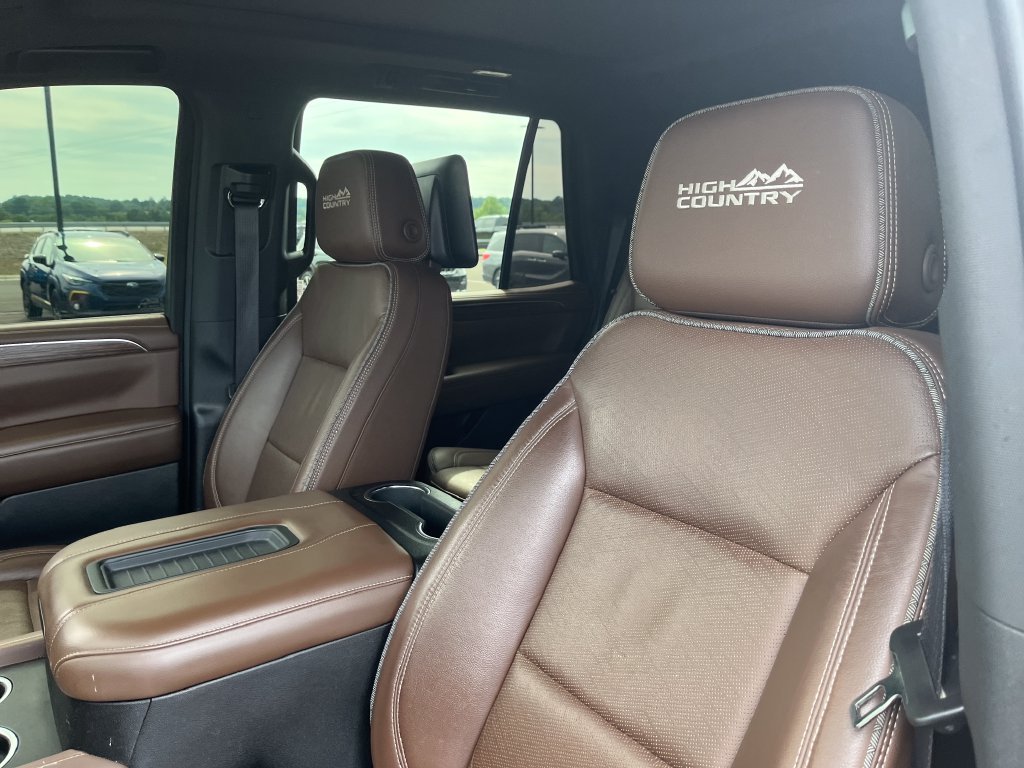 Used 2021 Beige Chevrolet High Country image 12
