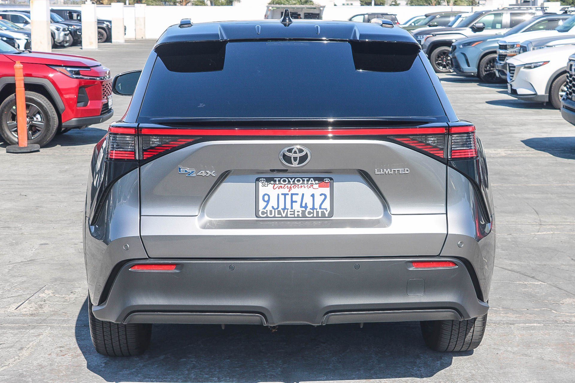Used 2023 Heavy Metal w/Black Roof Toyota XLE image 7