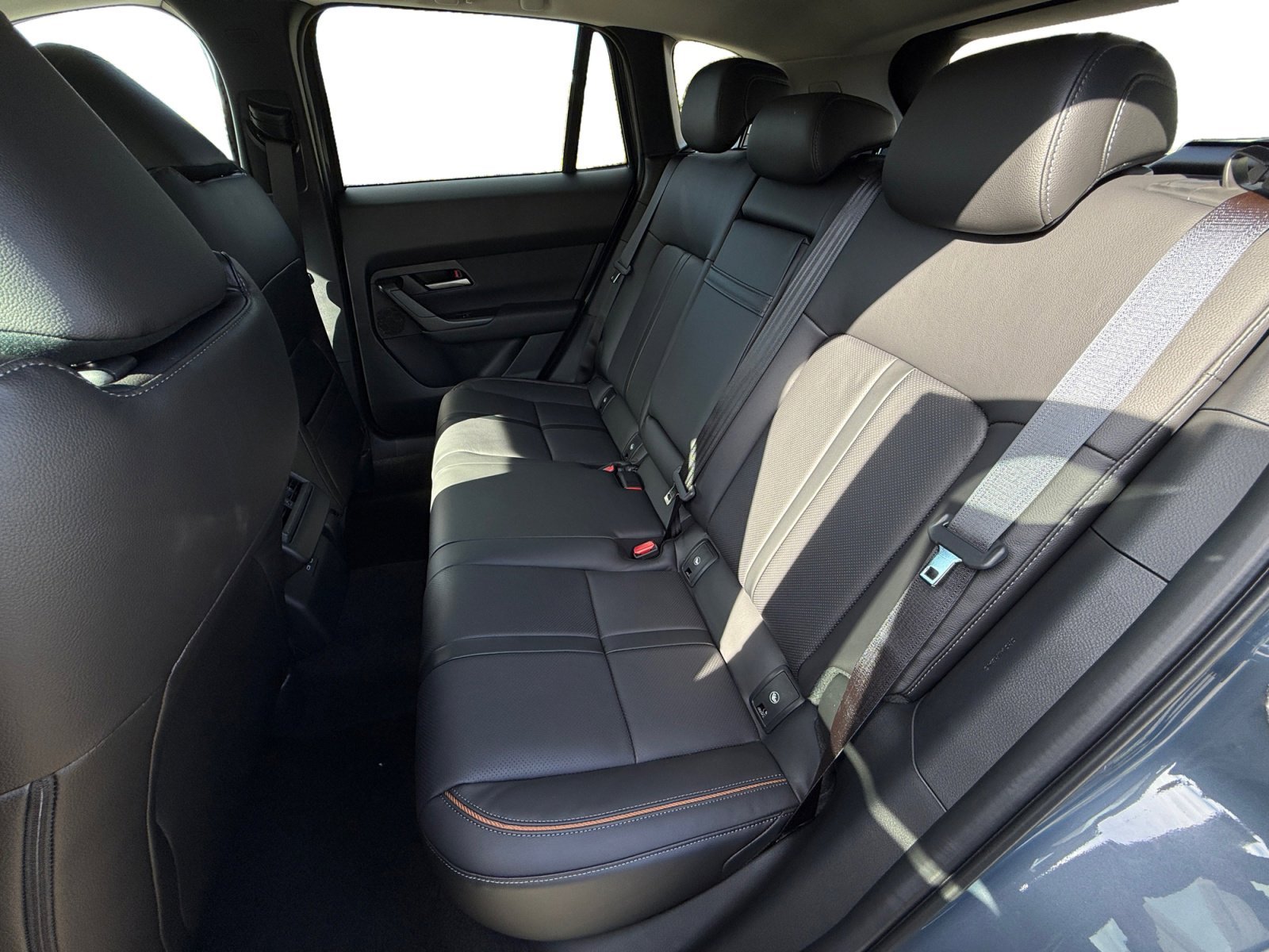 2026 Mazda CX-50 Premium - Photo 16