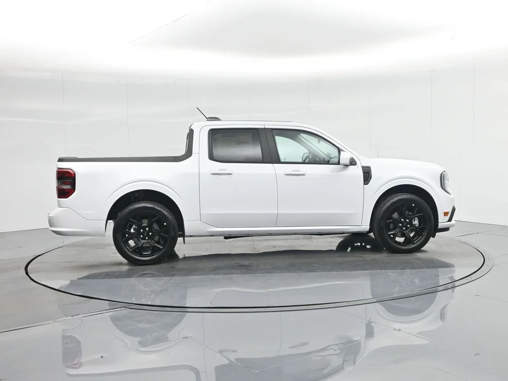 New 2025 White Ford Lobo Standard image 25