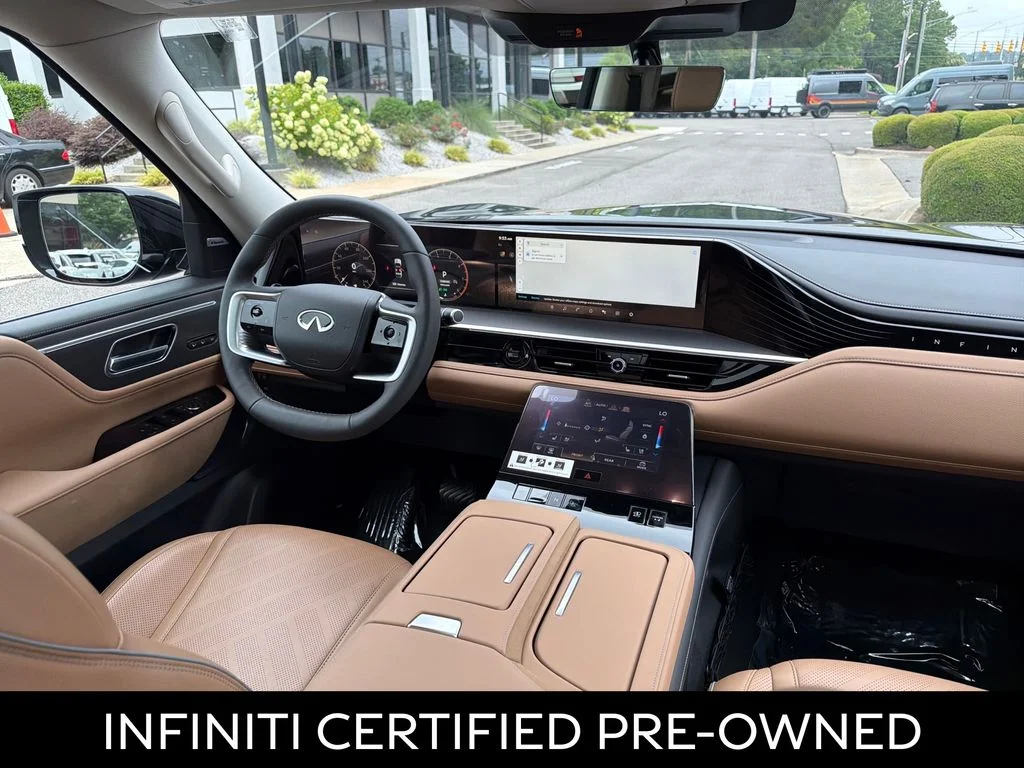 Certified Used 2026 Black Obsidian INFINITI LUXE image 41