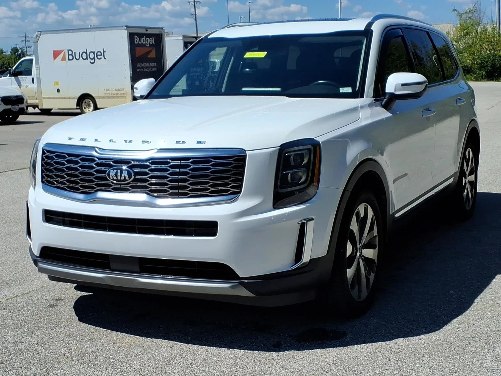 Used 2021 Glacial White Pearl Kia EX image 2