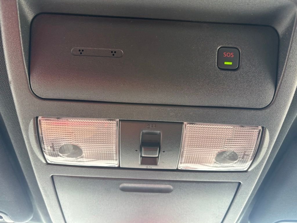 Certified Used 2024 White Nissan PRO-X image 26