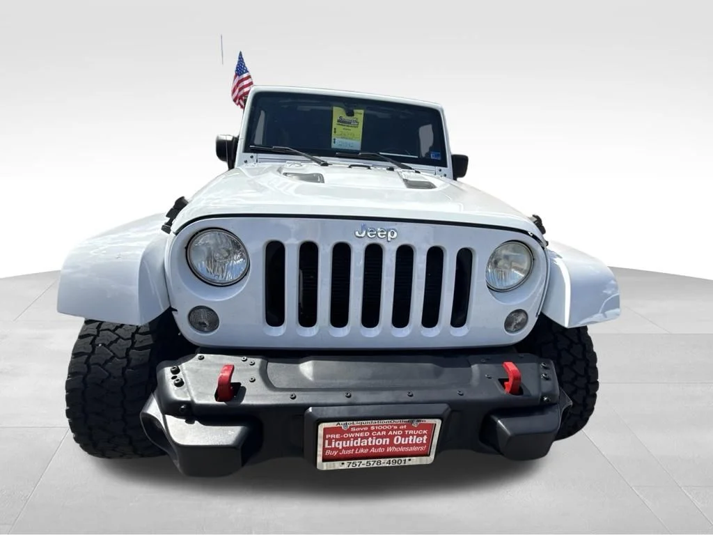 Used 2017 White Jeep Unlimited Rubicon image 10