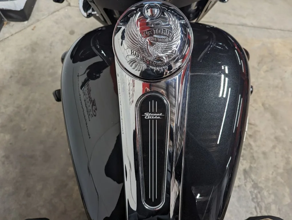 Certified Used 2018 BLACK TEMPEST Harley-Davidson®  image 12